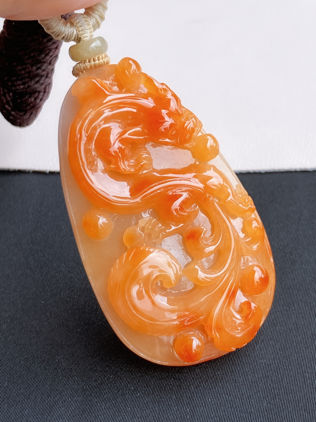 冰红翡龙牌，栩栩如生，尺寸57/34/11.3/自然光实拍