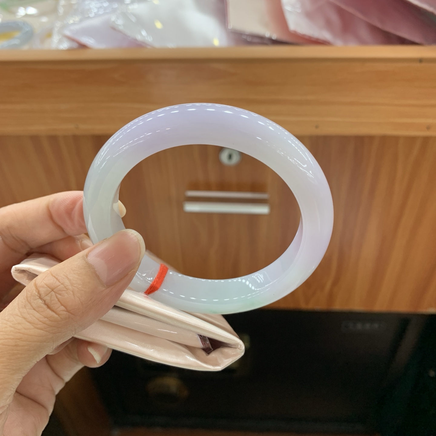 062621LJ 春彩飘绿正圈翡翠手镯 57.1-11.9-9.3