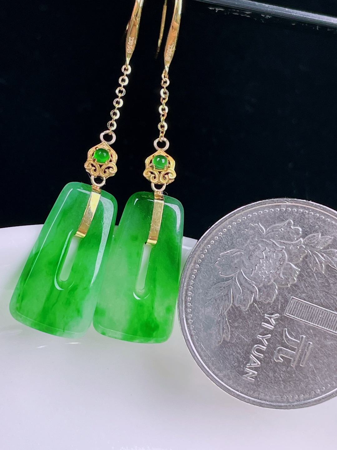 ️冰绿耳坠，老种起光，细底通透，尺寸：43裸石18/9.7/2mm0627