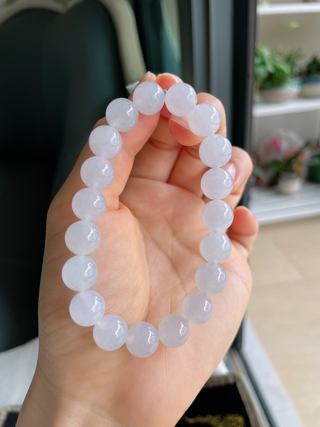 天然翡翠A货，白冰手串，尺寸：10mm。【编4322】