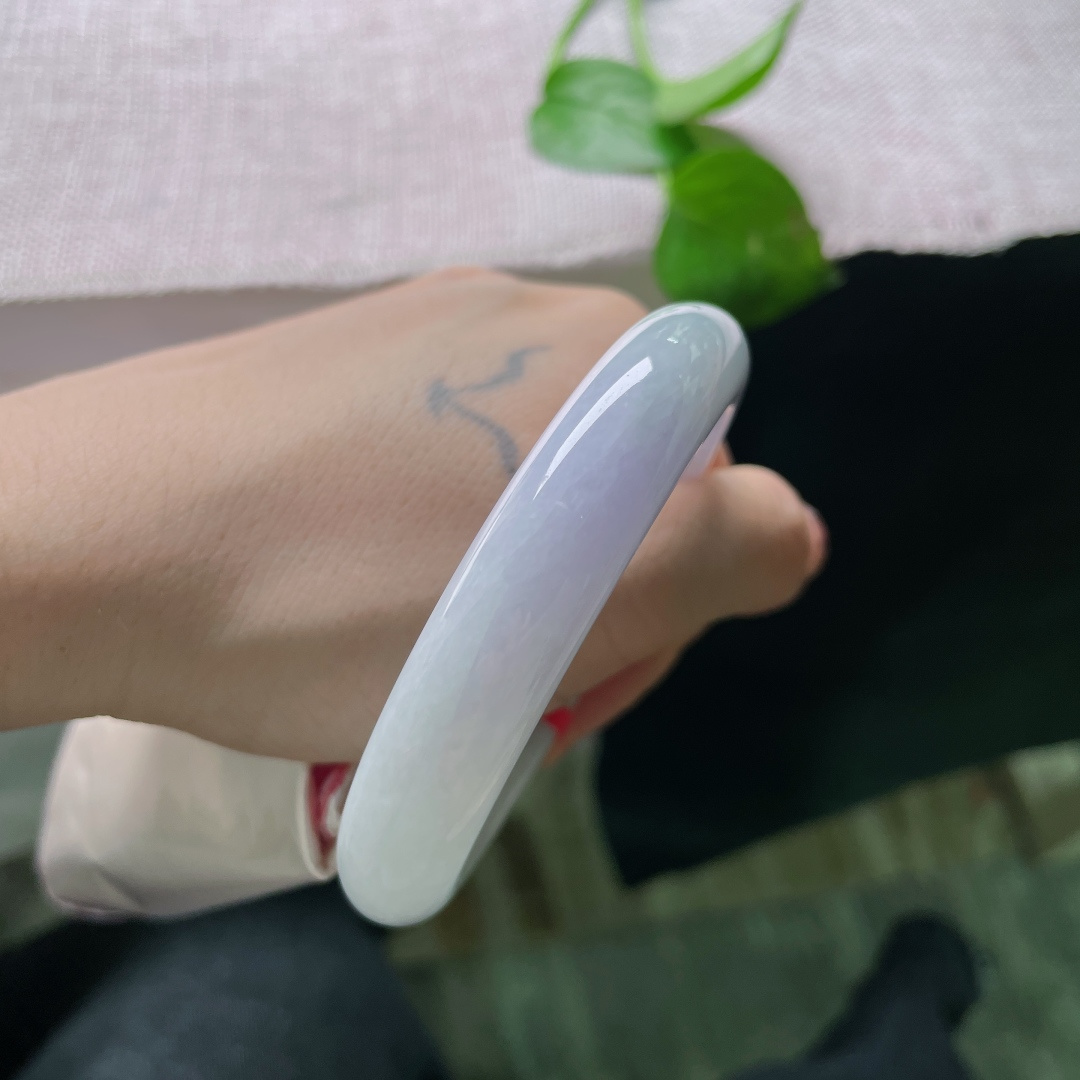 58.6/12.4/8.3，正圈，有纹，浅紫柔和清透，温婉雅致。ss55234a。
