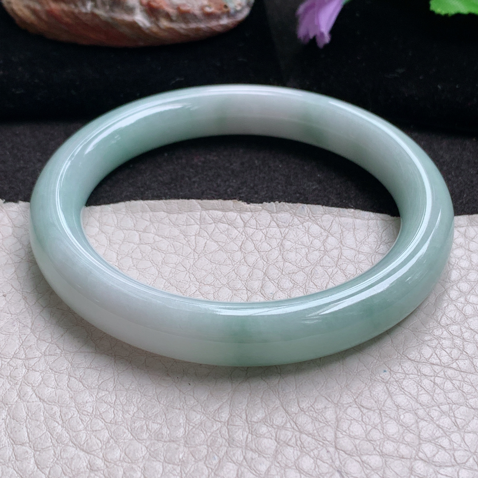 js实拍59.5*10.5*10美人镯 缅甸翡翠a货玉手镯 清新胶感圆条玉手环