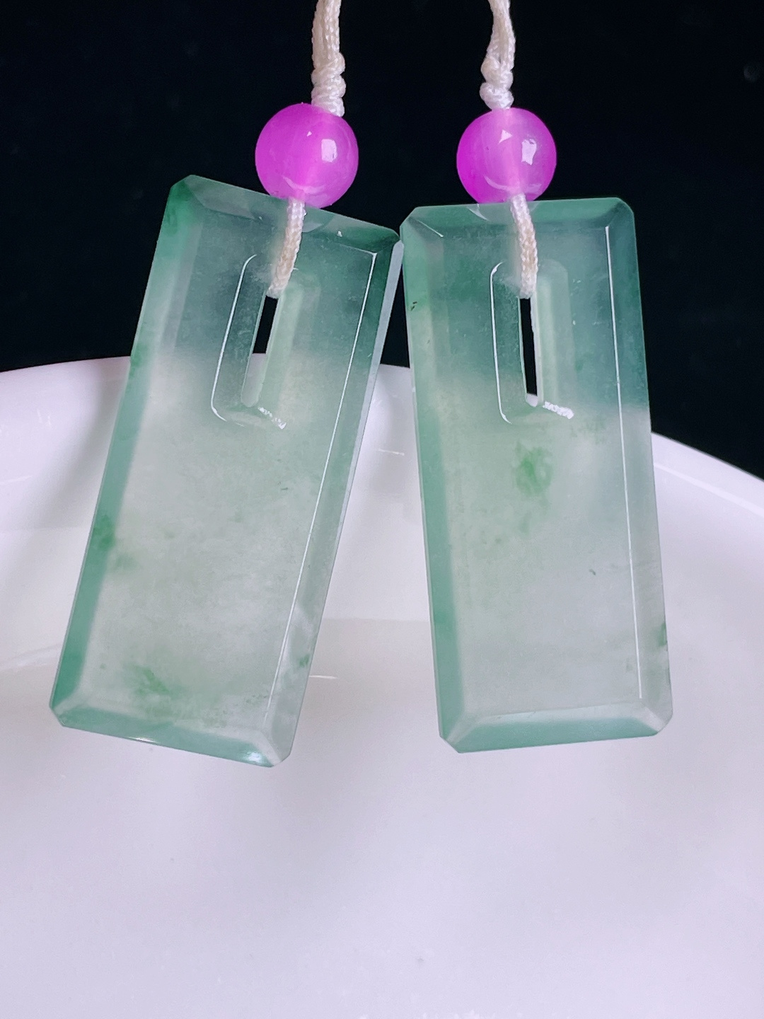 ️老种起光，细底通透，尺寸：裸石24.7/11/2.8mm0627