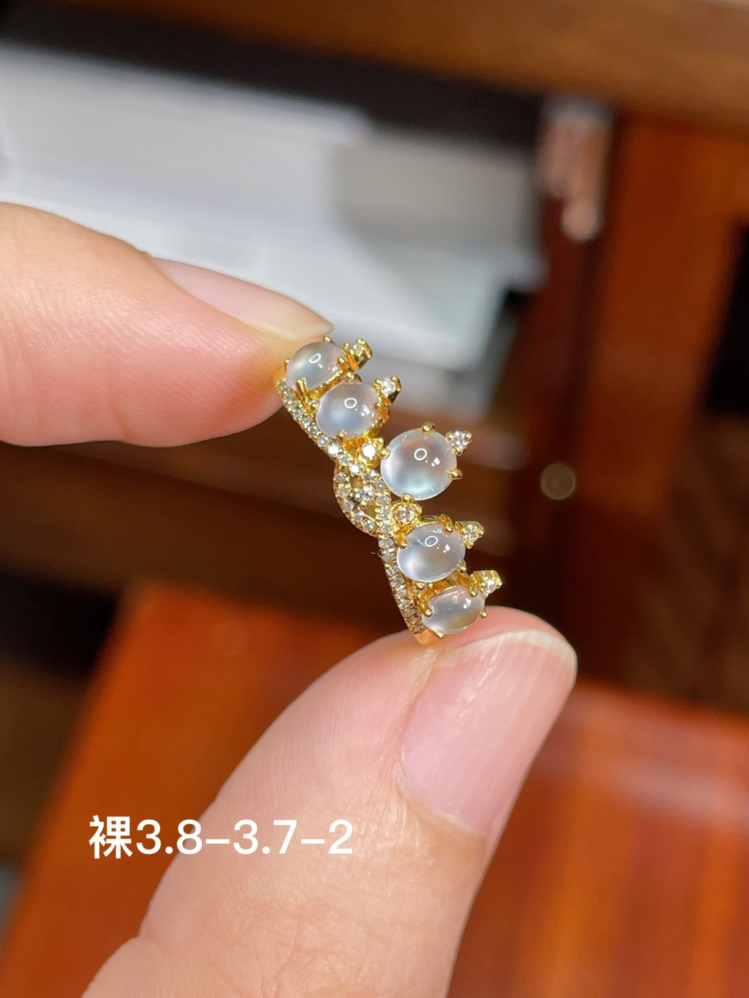 蛋面戒指 18k金镶嵌，3.8-3.7-2