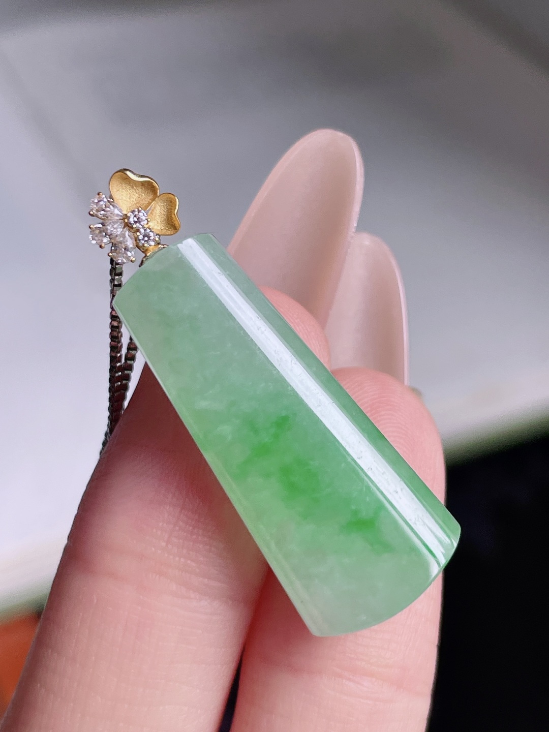 ️ 冰飘绿花无事牌 色泽鲜艳 种老水润 18k金镶嵌 整体 35.1 裸石 29.2/12.5/6.3