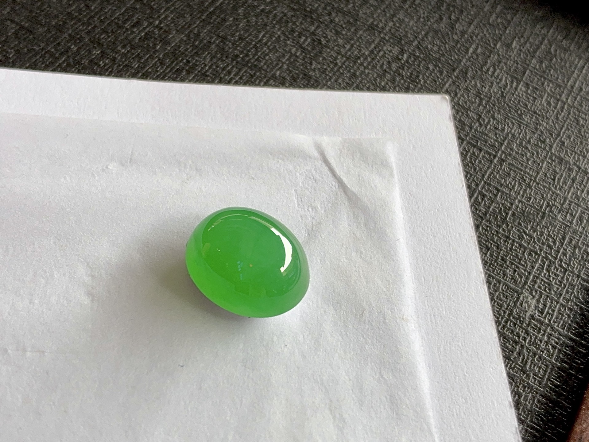 ️ 【冰绿蛋面】 尺寸：13.8×11.4×7.4mm 冰清玉润，意蕴悠长