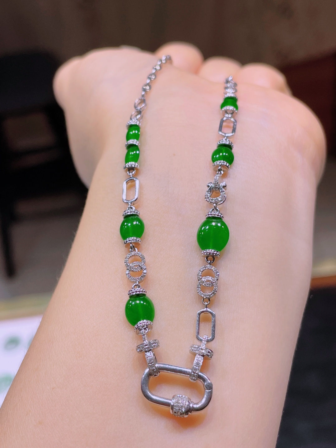 冰绿链，老种起光，细底通透，尺寸：8/7/2.6mm0627