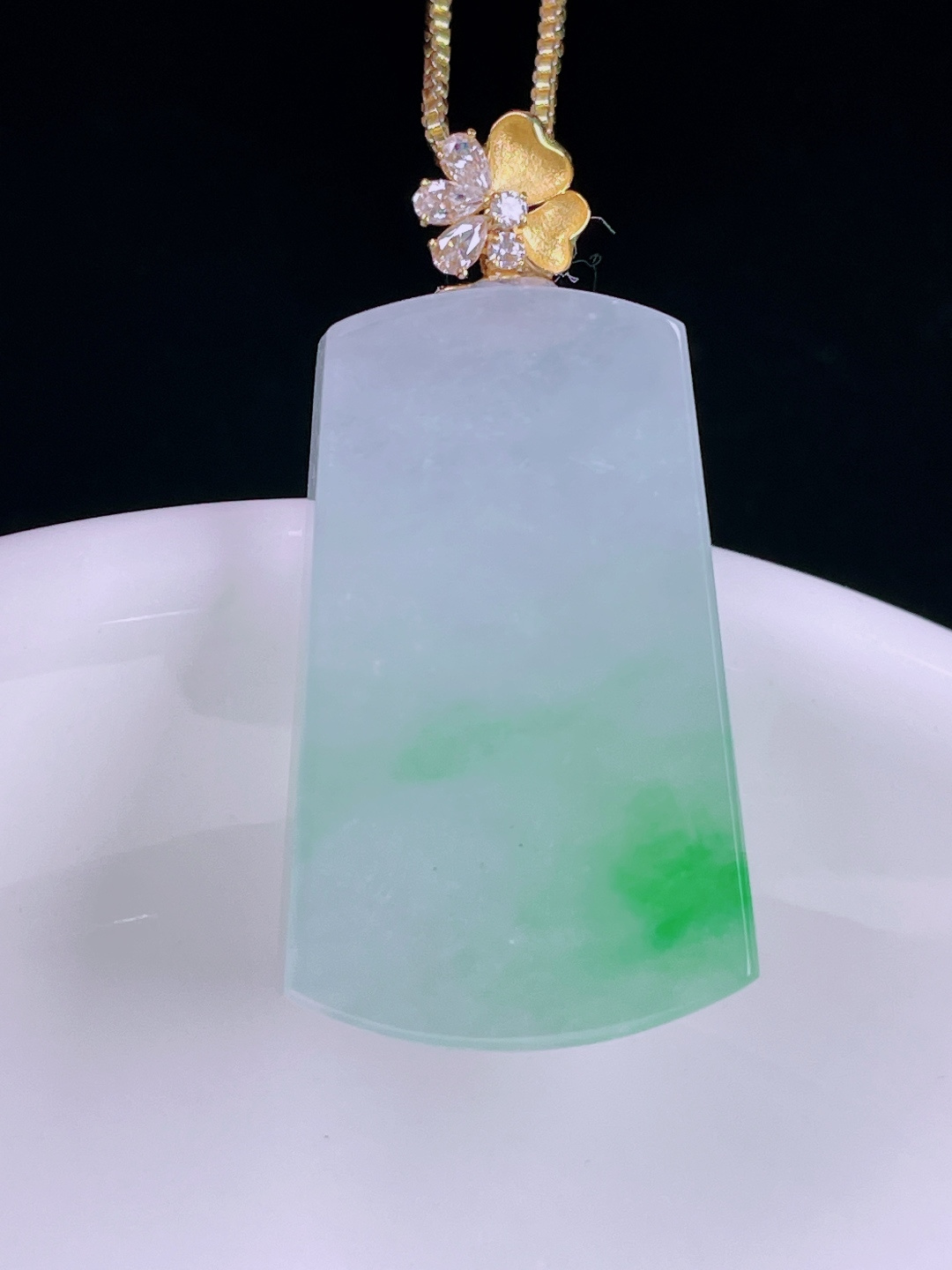 ️飘绿无事牌，老种起光，细底通透，尺寸：33裸石27/16.8/6mm0627