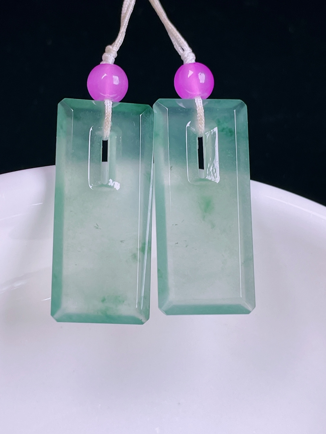 ️老种起光，细底通透，尺寸：裸石24.7/11/2.8mm0627