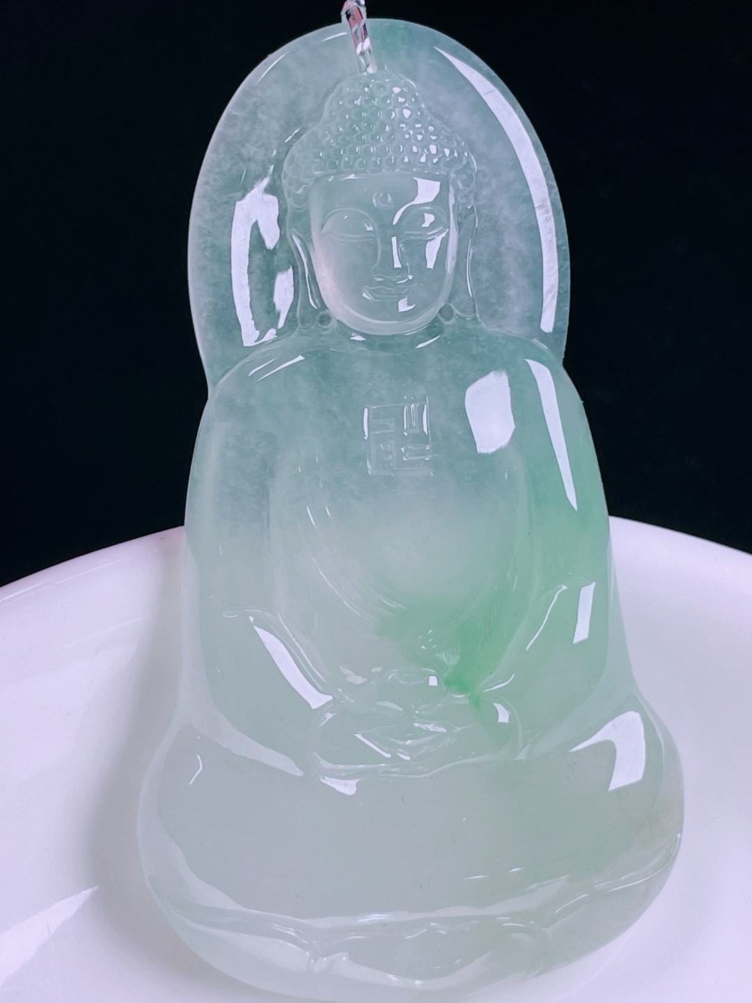 ️冰绿观音，老种起光，细底通透，尺寸：58/33.2/5.8mm0627