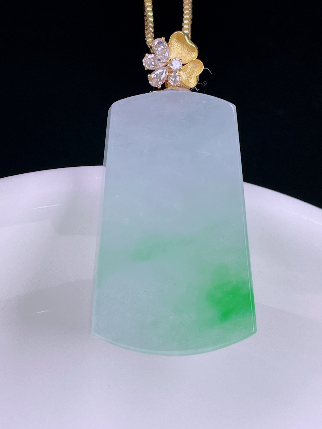 ️飘绿无事牌，老种起光，细底通透，尺寸：33裸石27/16.8/6mm0627