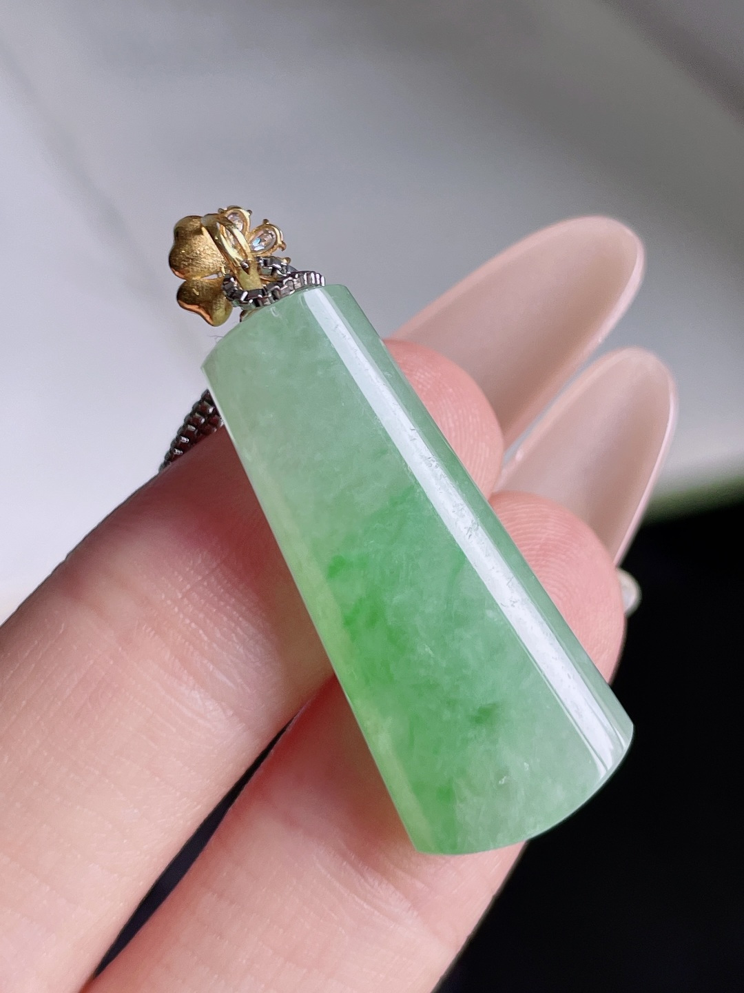 ️ 冰飘绿花无事牌 色泽鲜艳 种老水润 18k金镶嵌 整体 35.1 裸石 29.2/12.5/6.3