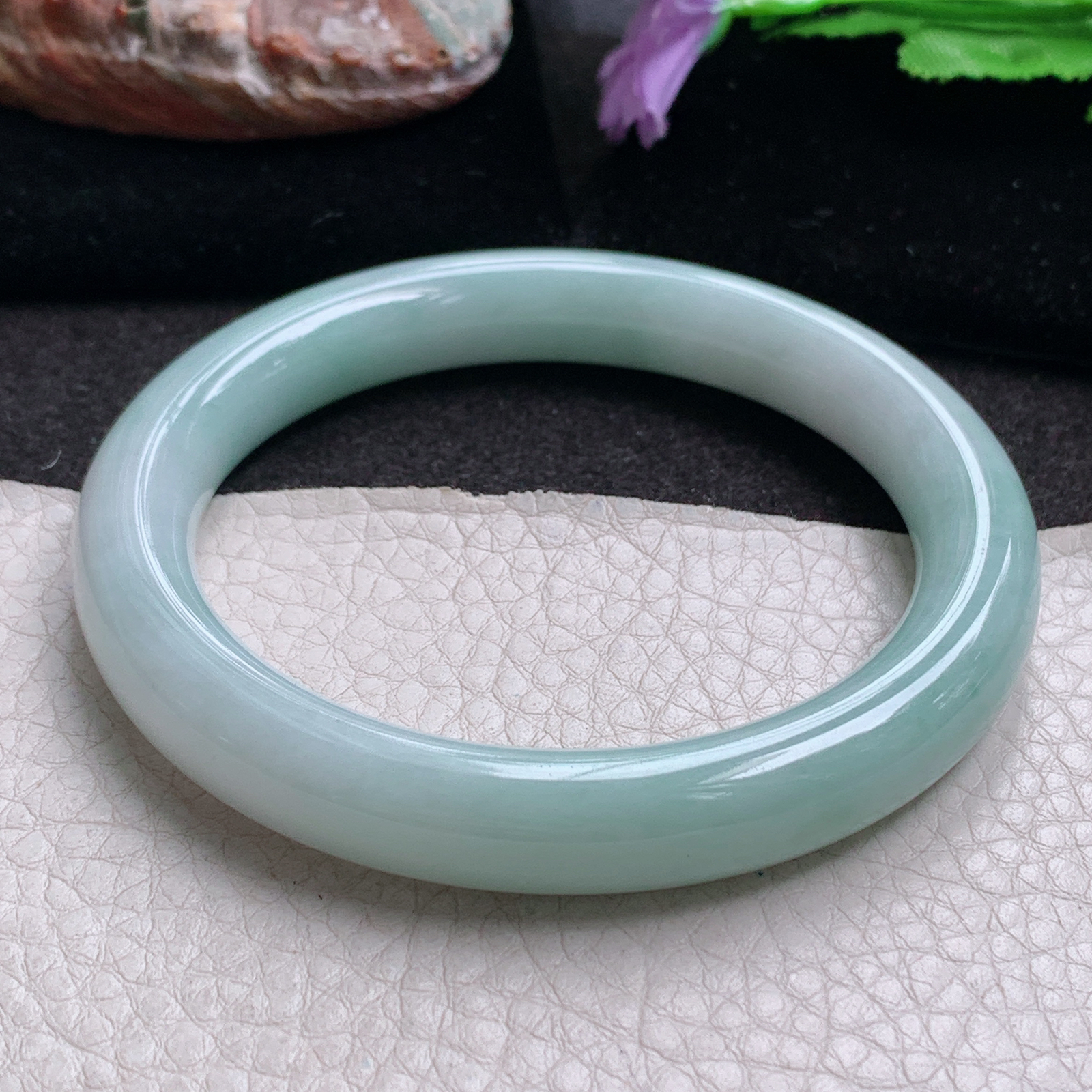 js实拍59.5*10.5*10美人镯 缅甸翡翠a货玉手镯 清新胶感圆条玉手环