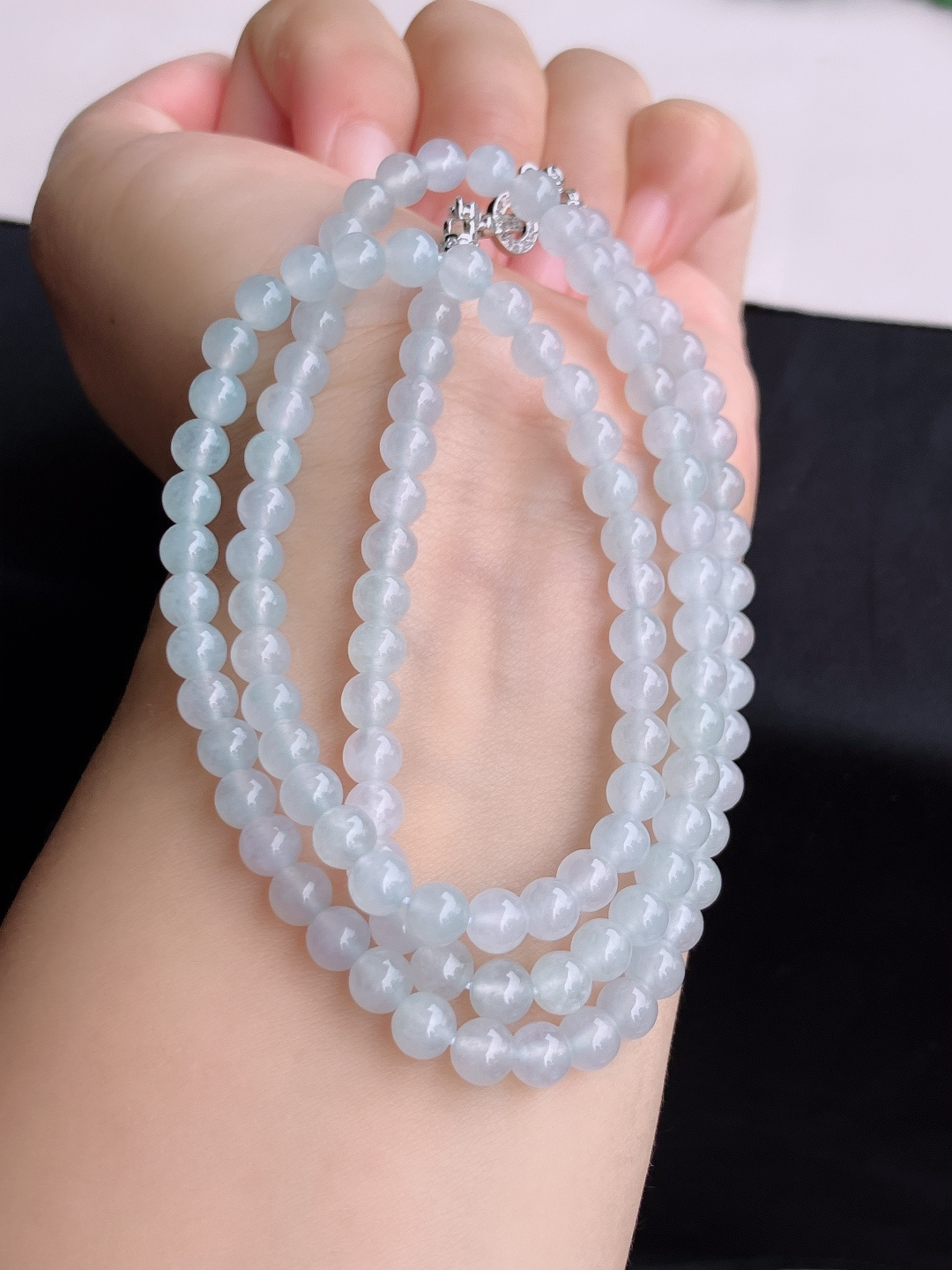 白冰珠链，晶莹剔透，尺寸6/108颗，自然光实拍