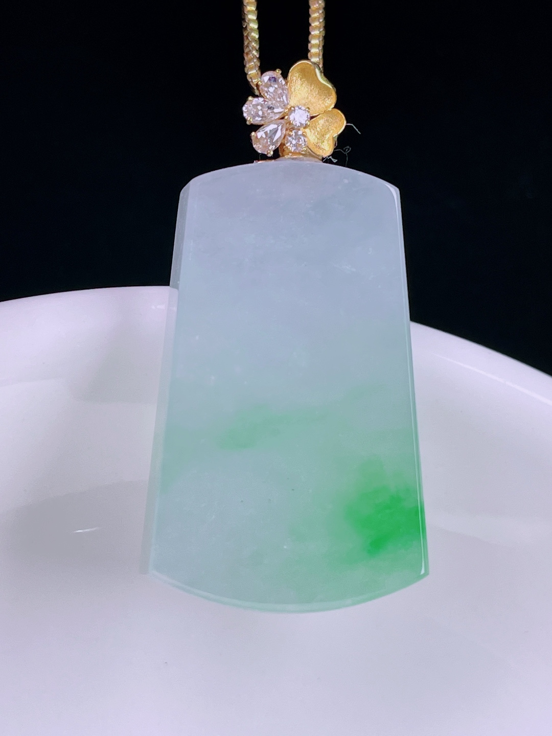 ️飘绿无事牌，老种起光，细底通透，尺寸：33裸石27/16.8/6mm0627