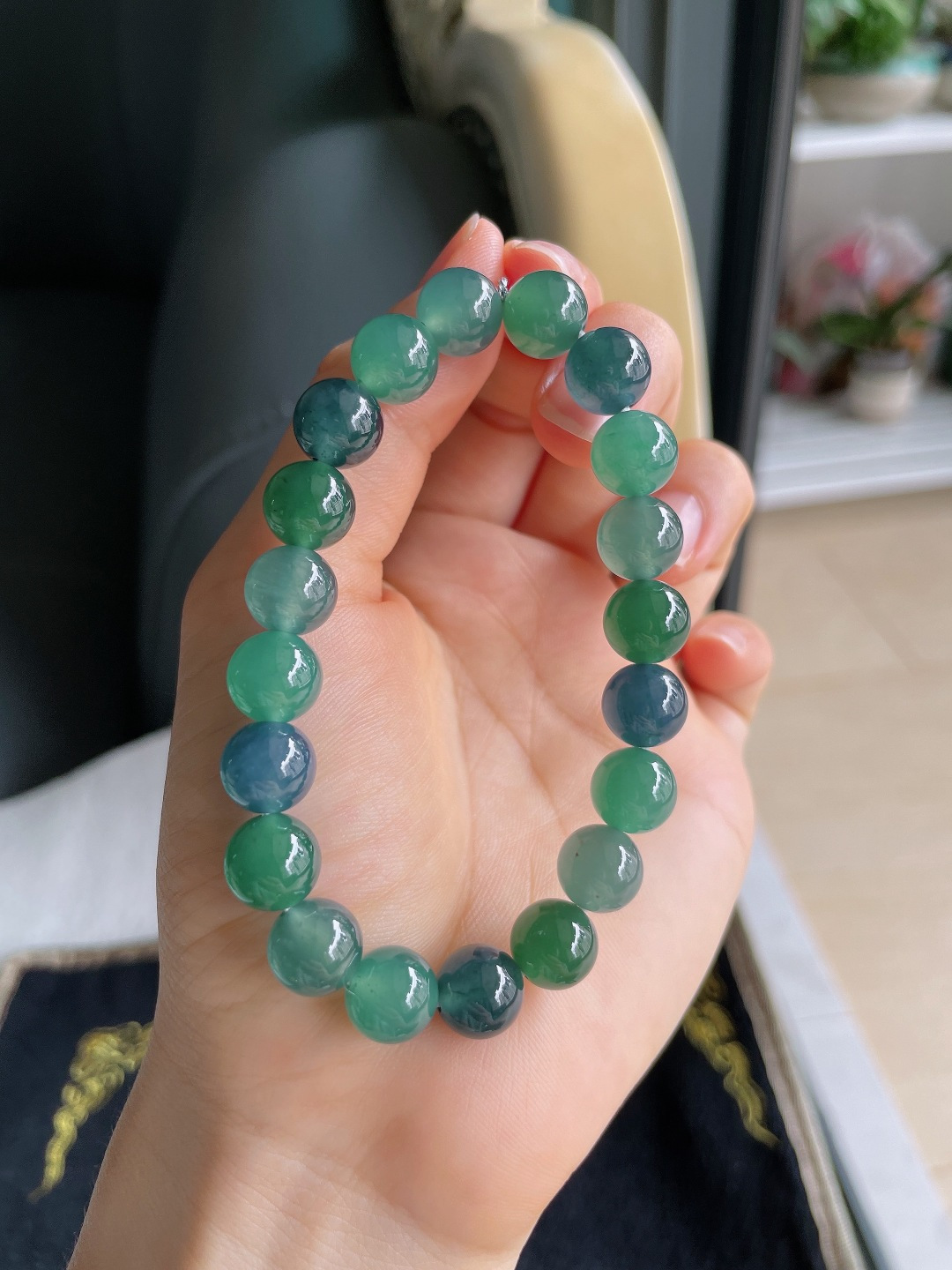 天然翡翠A货，冰多宝手串，尺寸：9.8mm。【编2457】