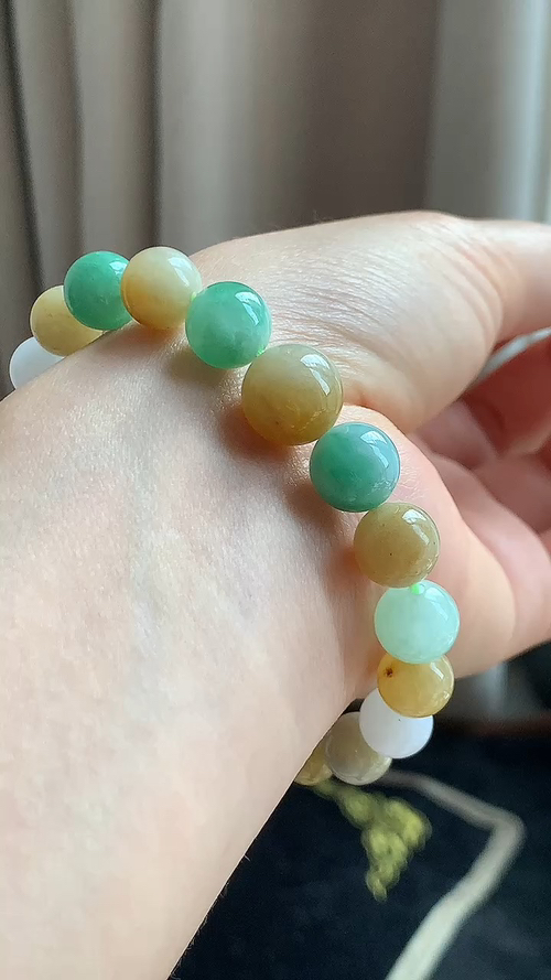 ️天然翡翠，多宝手串，颜色鲜艳 尺寸11.8，7.5 bc625