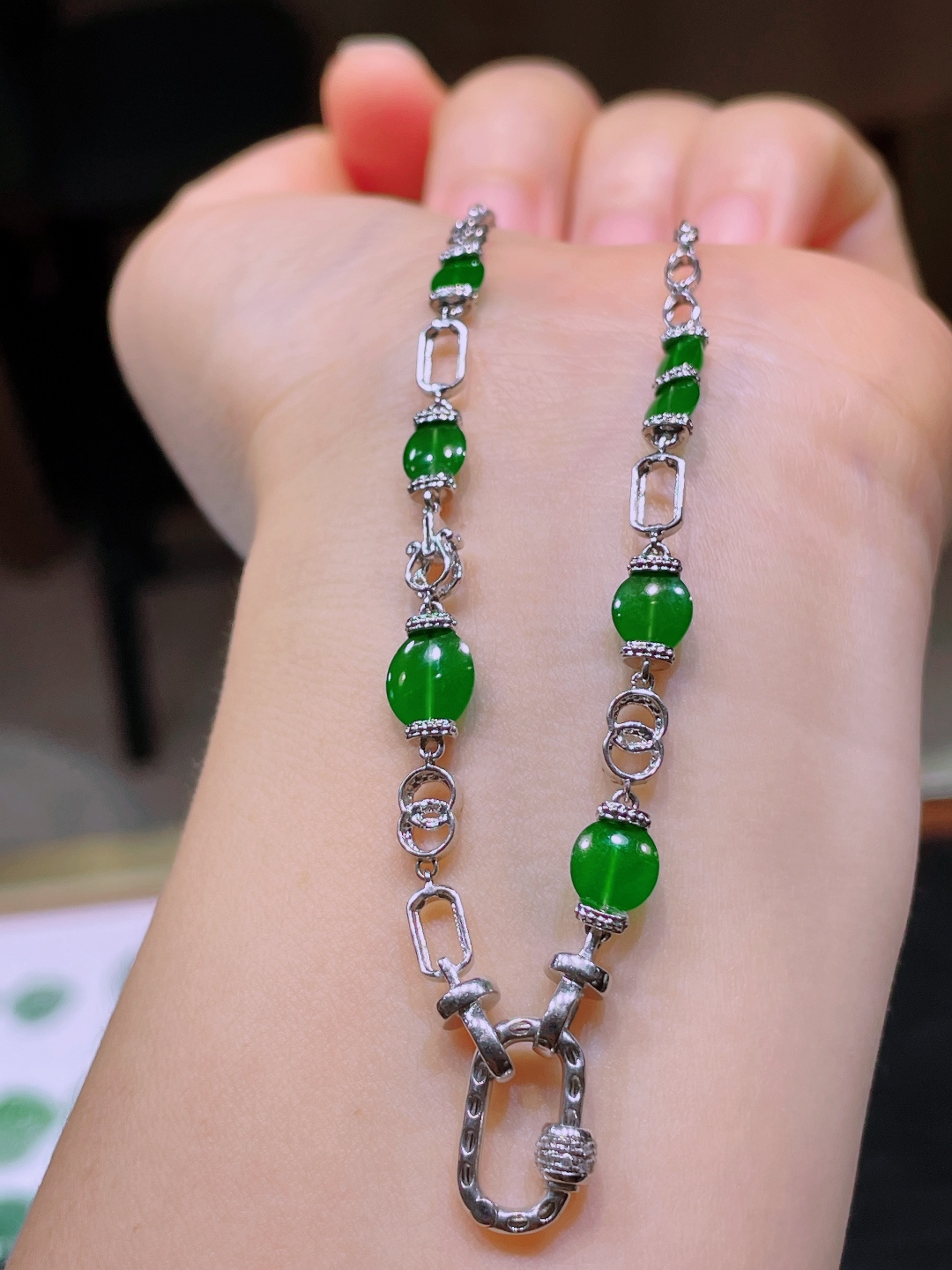 冰绿链，老种起光，细底通透，尺寸：8/7/2.6mm0627