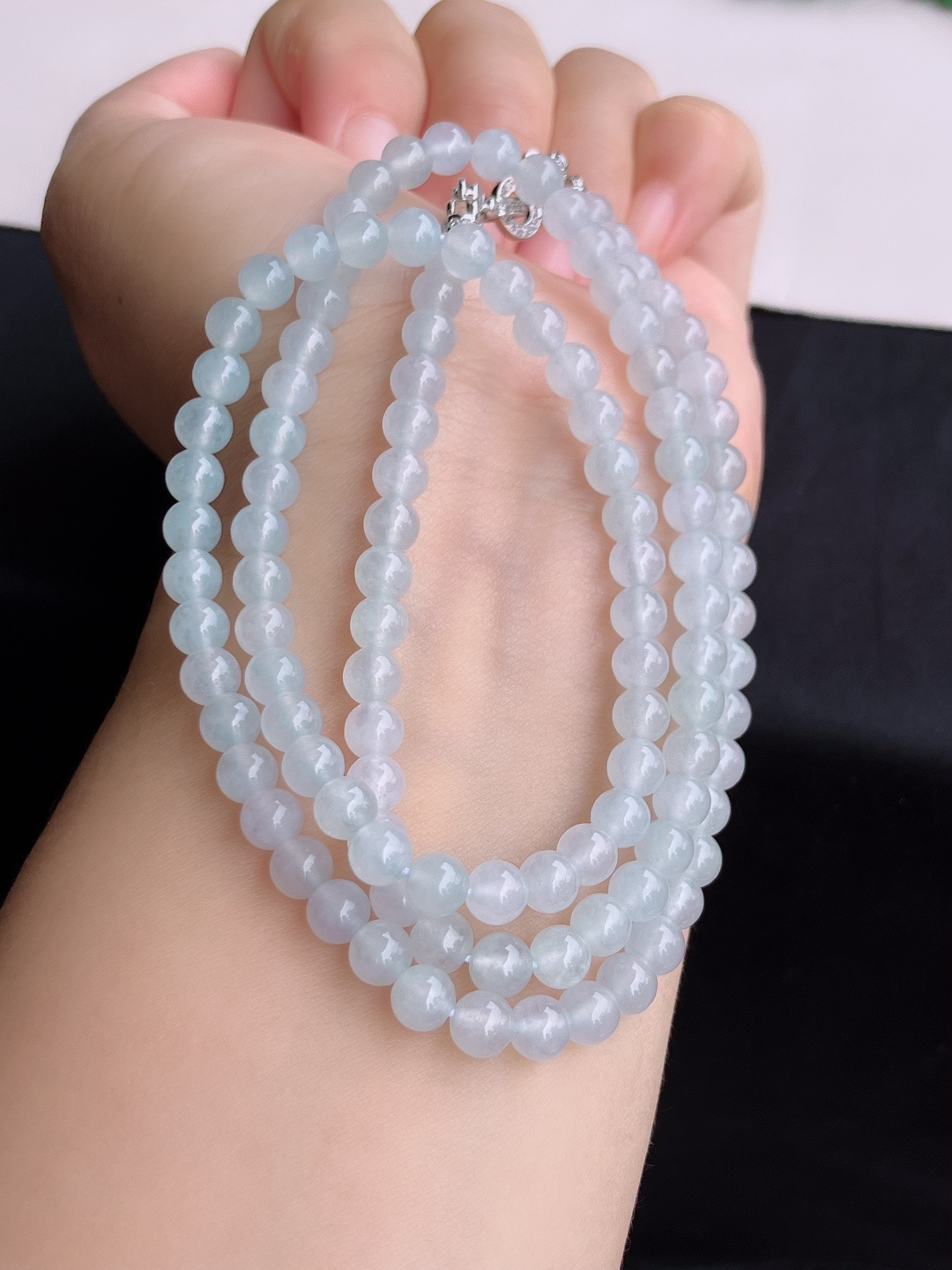 白冰珠链，晶莹剔透，尺寸6/108颗，自然光实拍