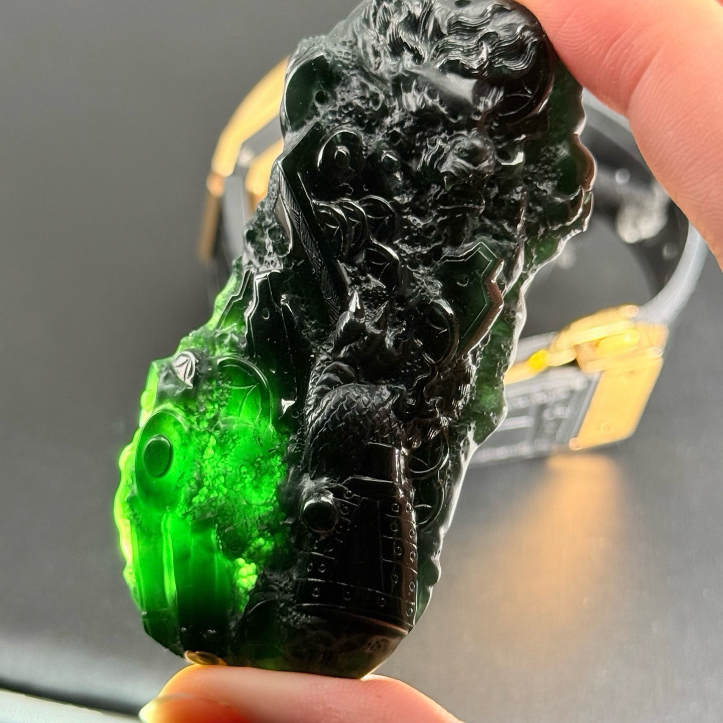 精品墨翠八破图 种好色正 黑度极好  尺寸75.7