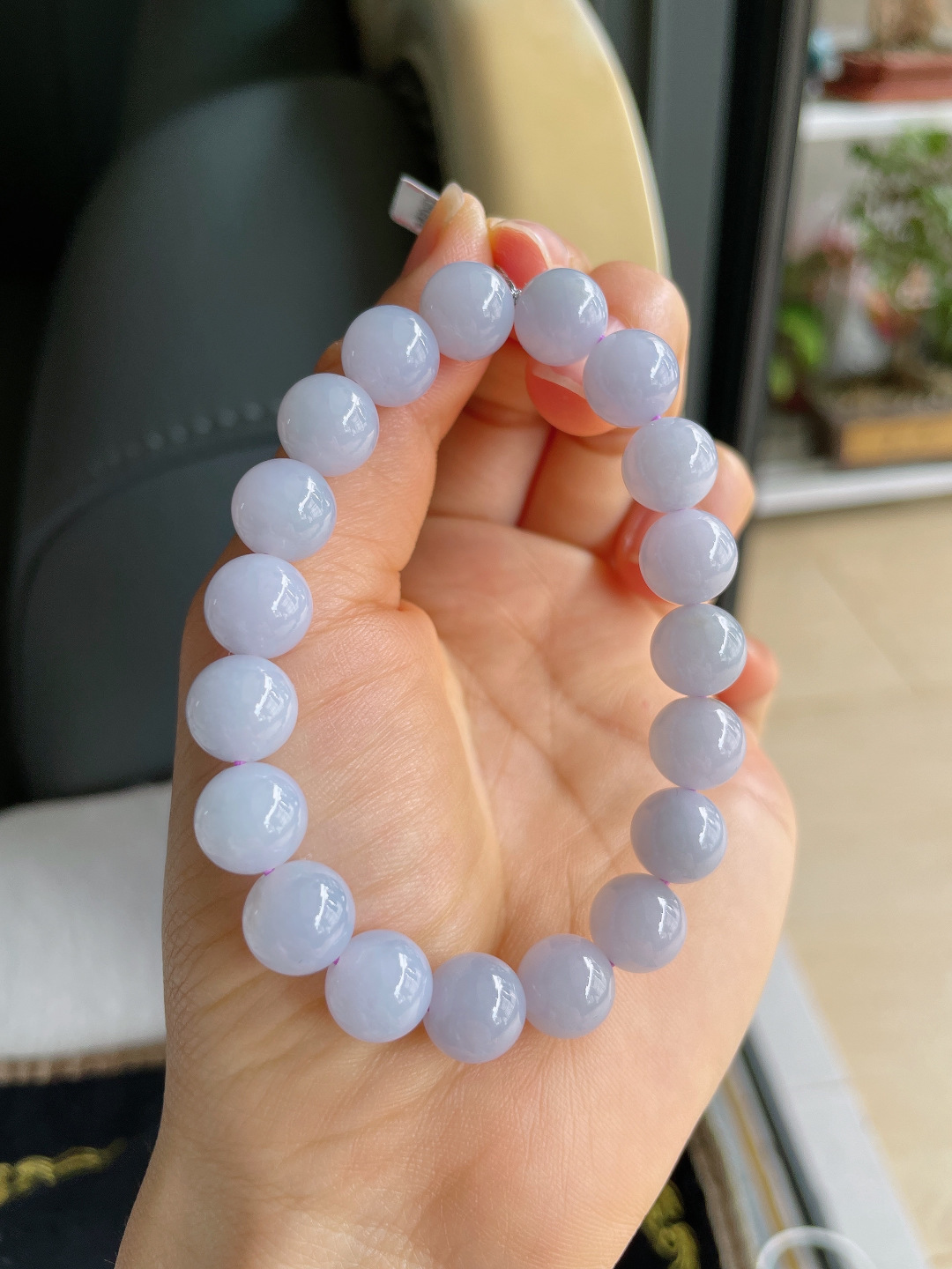 ️，天然翡翠A货，冰手串，尺寸：10mm。【编4099】