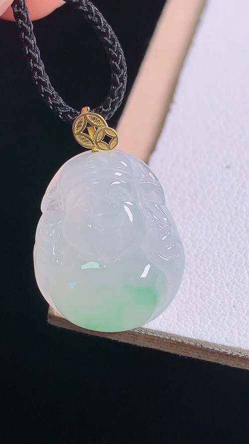 ️18K冰飘绿财神吊坠，无裂，尺寸:22.2-17.7-14.8-5.2mm 26