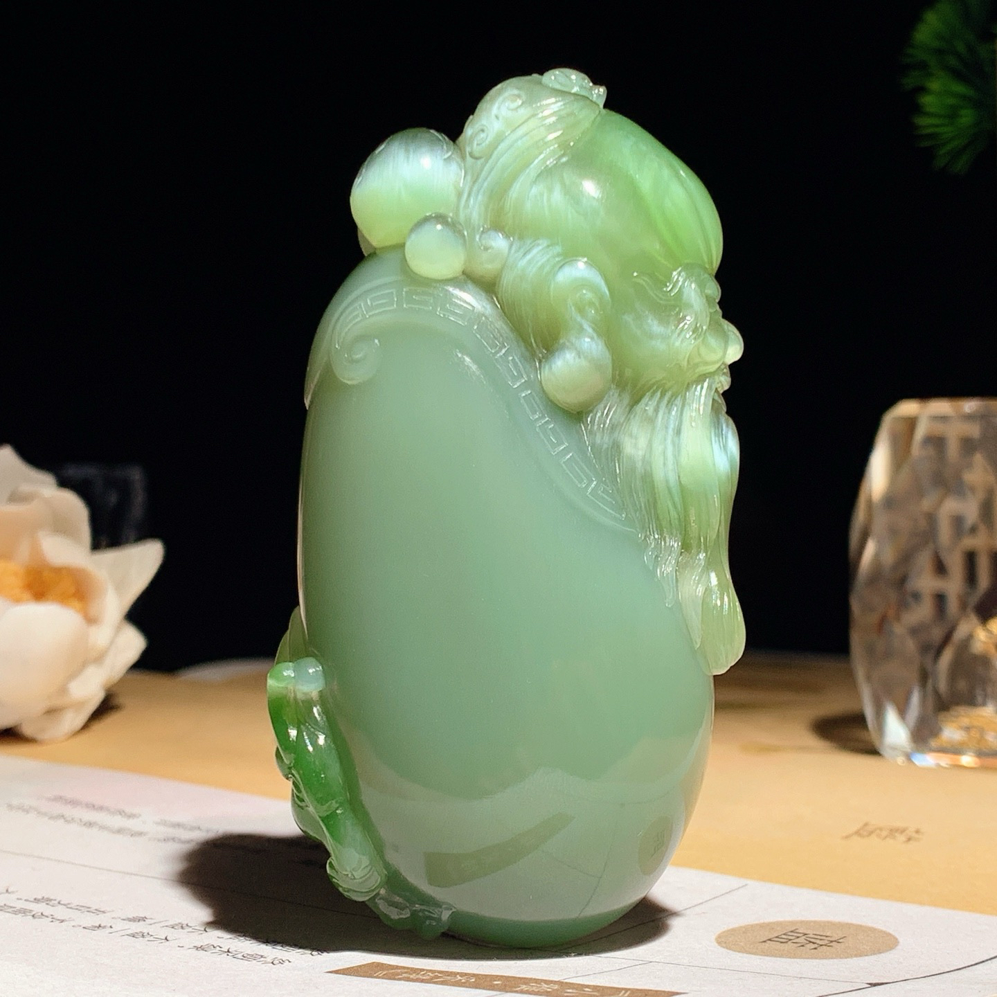 收藏级！和田玉粉青猫眼俄罗斯碧玉福禄寿寿星把件！尺寸79/39/25重130克。玉质细腻油润。手推出