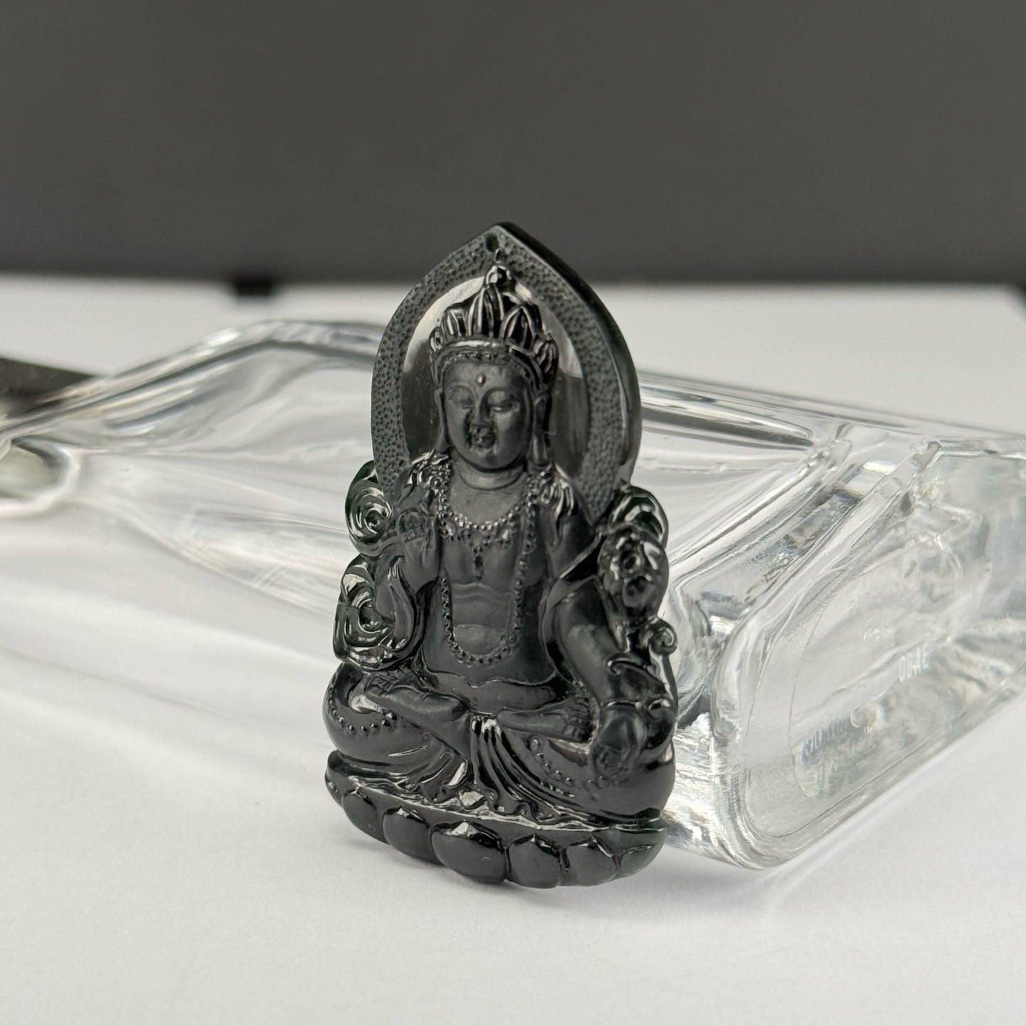 精品墨翠度母 种好色正 黑度极好 打灯通透 油性十足  尺寸45.6