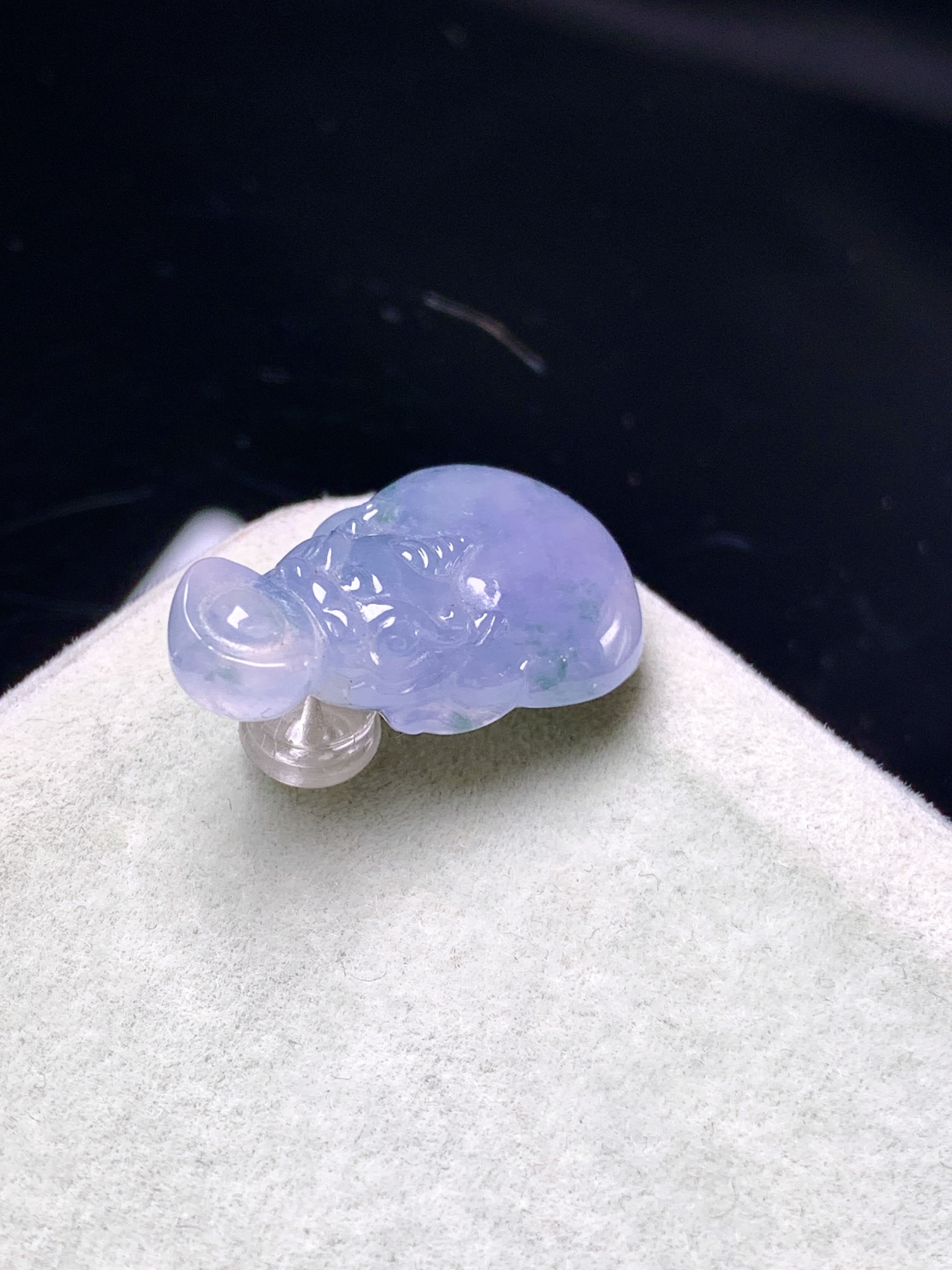 镶嵌款 紫罗兰貔貅吊坠 玉质细腻 色泽艳丽清新 整体尺寸21.2*12.8*5.2 2x