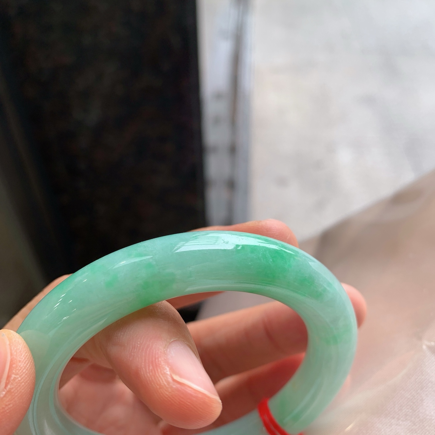 圆条飘绿 表皮微瑕疵微扣 尺寸：55.6/10.8 版型好