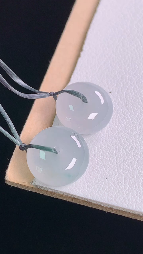 ️冰种平安扣，无裂，尺寸:11.1-5.5mm