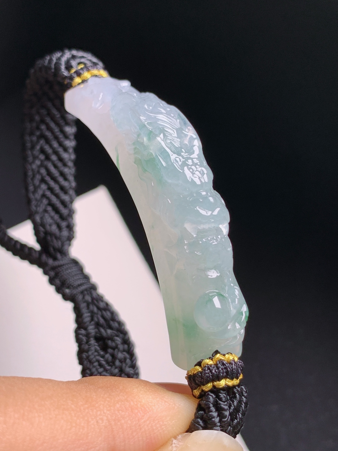 冰种飘花龙手牌，冰润飘翠雕工立体，手工编绳招财护身 530626