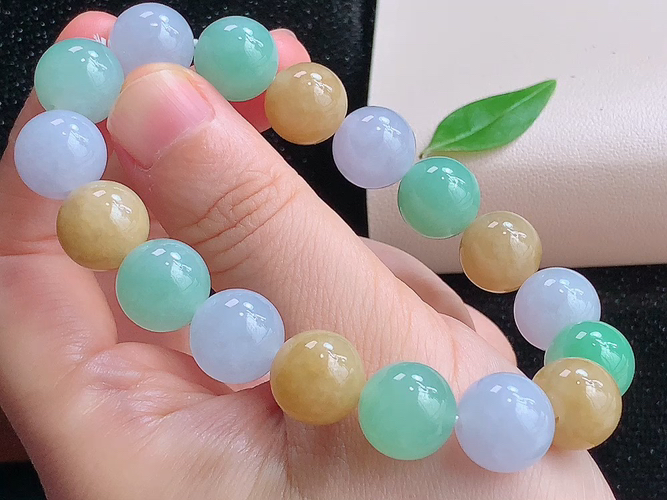 ️ 三彩手串，尺寸取一12.0mm，包A附证书