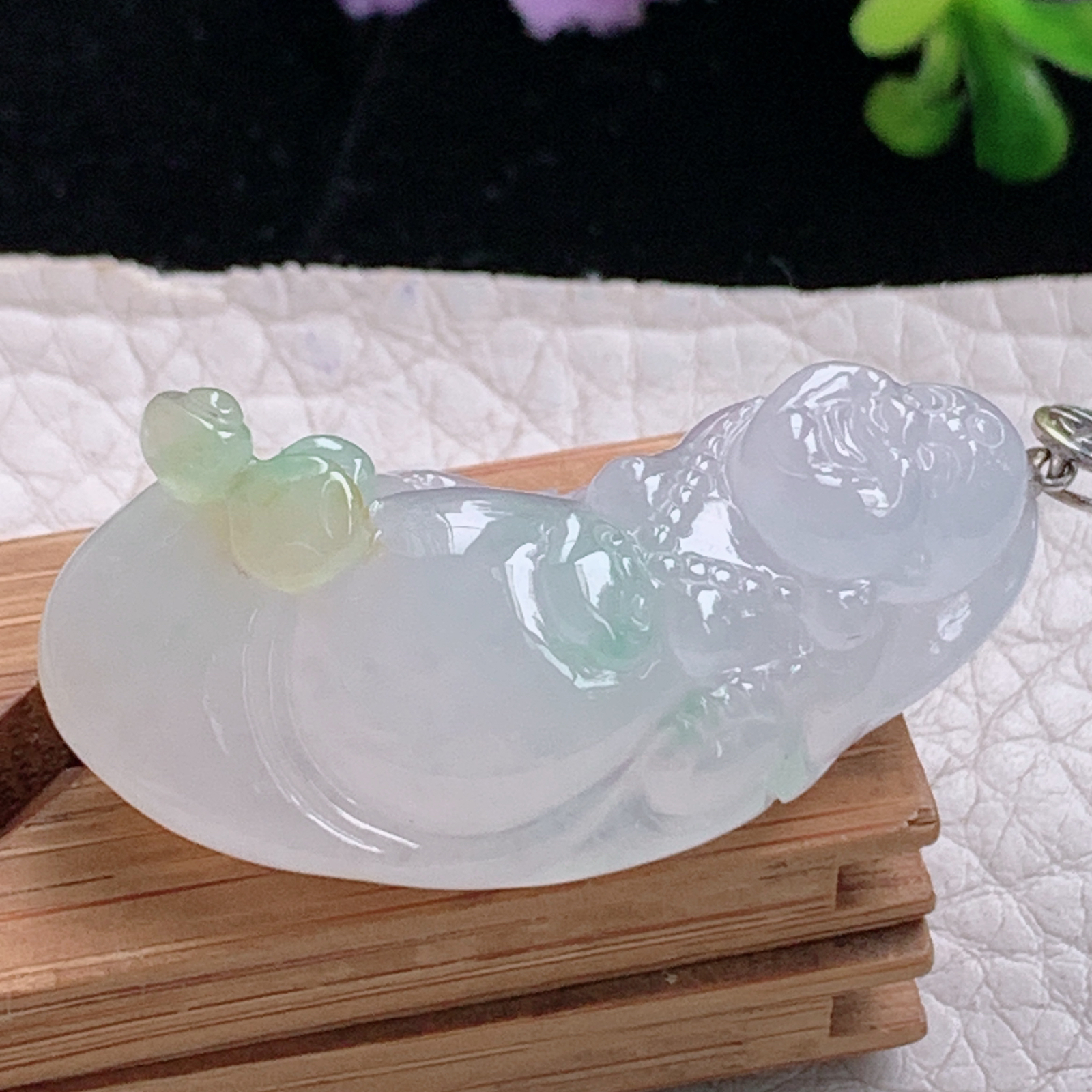 hx实拍37*18*12天然缅甸翡翠冰三彩逍遥佛 开心站佛玉吊坠
