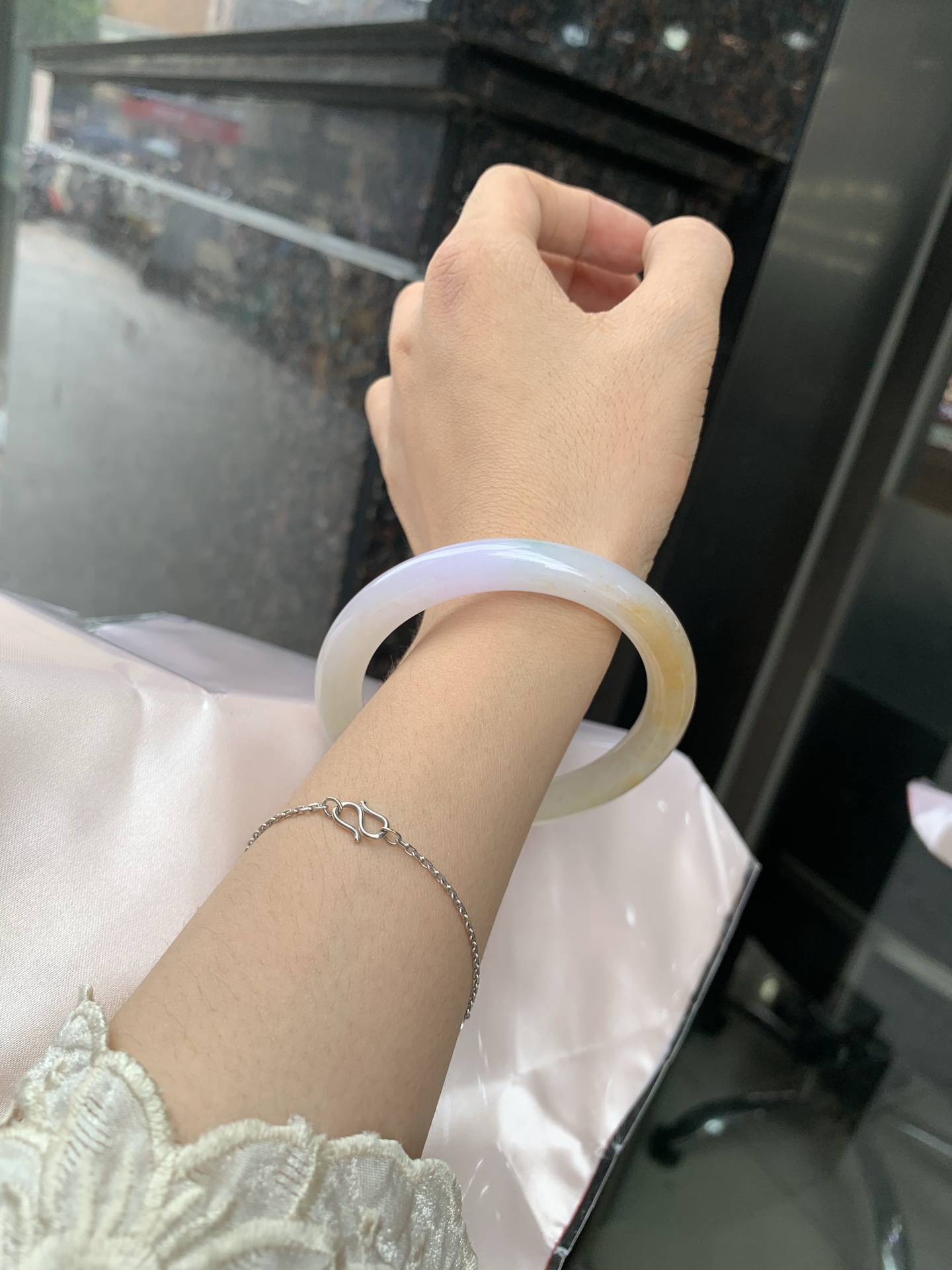 三彩美人条 54.7-8.5-7.9 0629-N1109 打灯棉线，底妆冰润，三彩特色，仿佛彩虹般的色彩，绚丽梦幻，气质清新淡雅，上手靓丽大方。