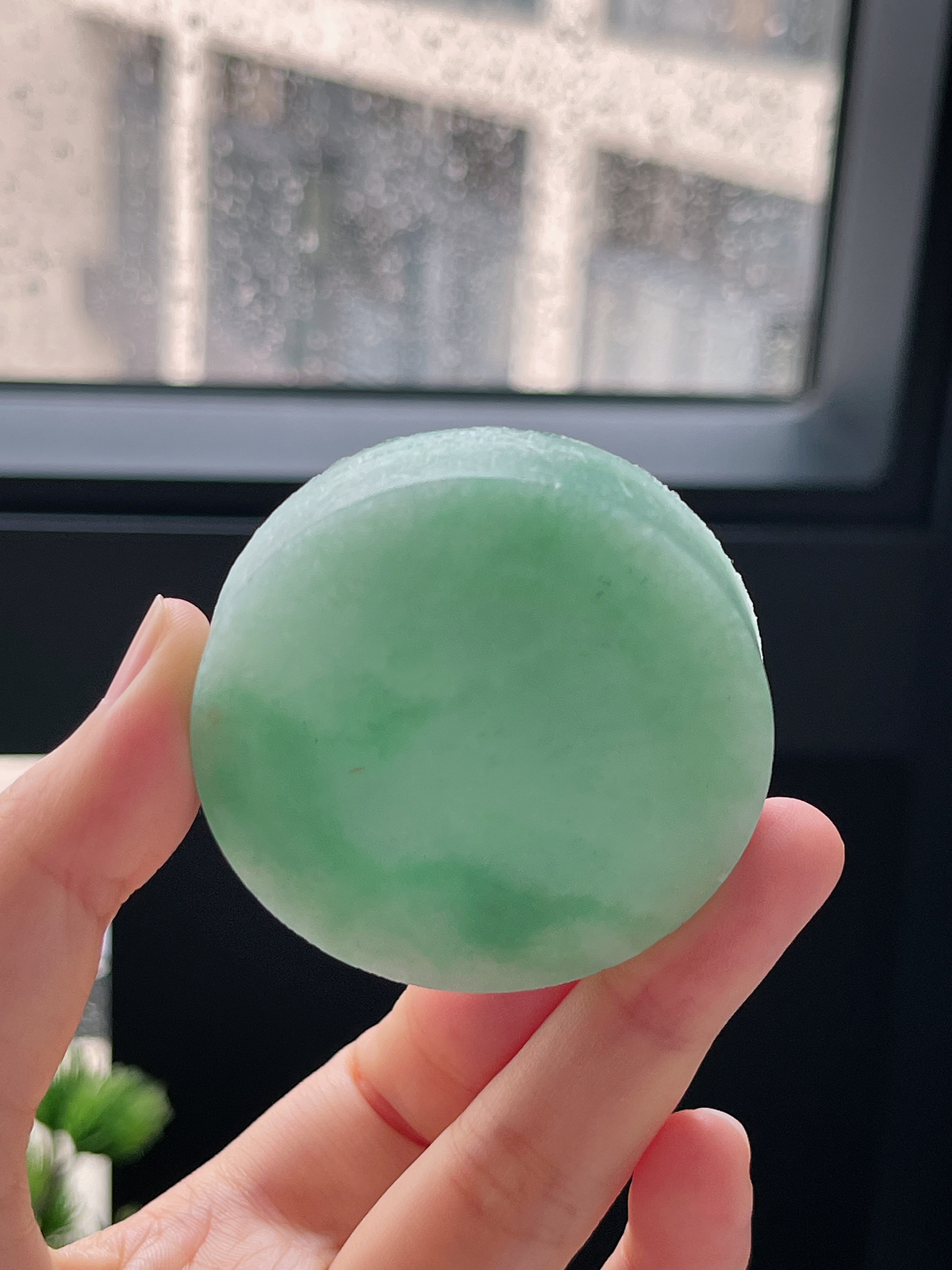 翡翠果绿镯心