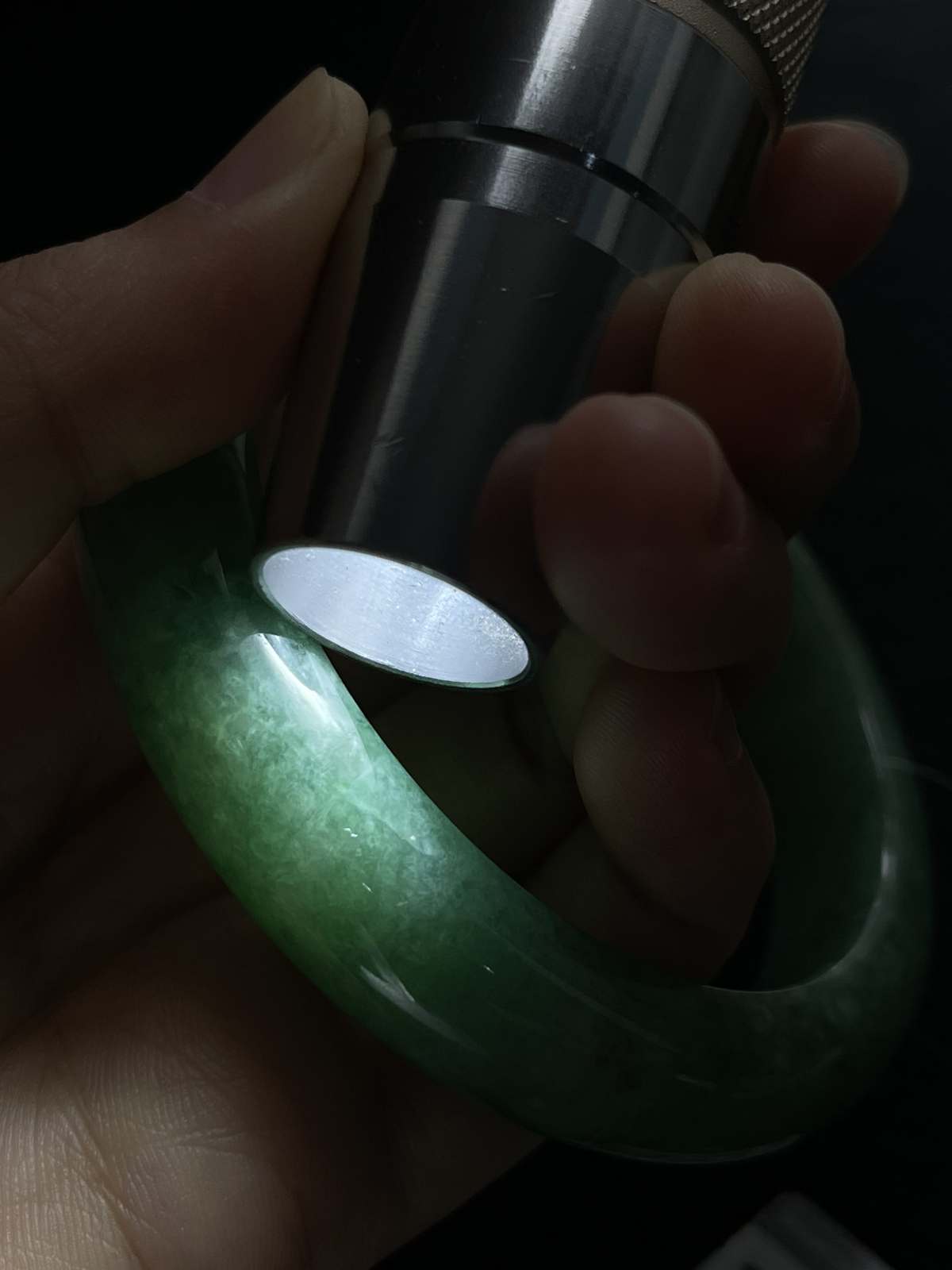 正圈58.4圈口，翡翠糯化种绿色手镯