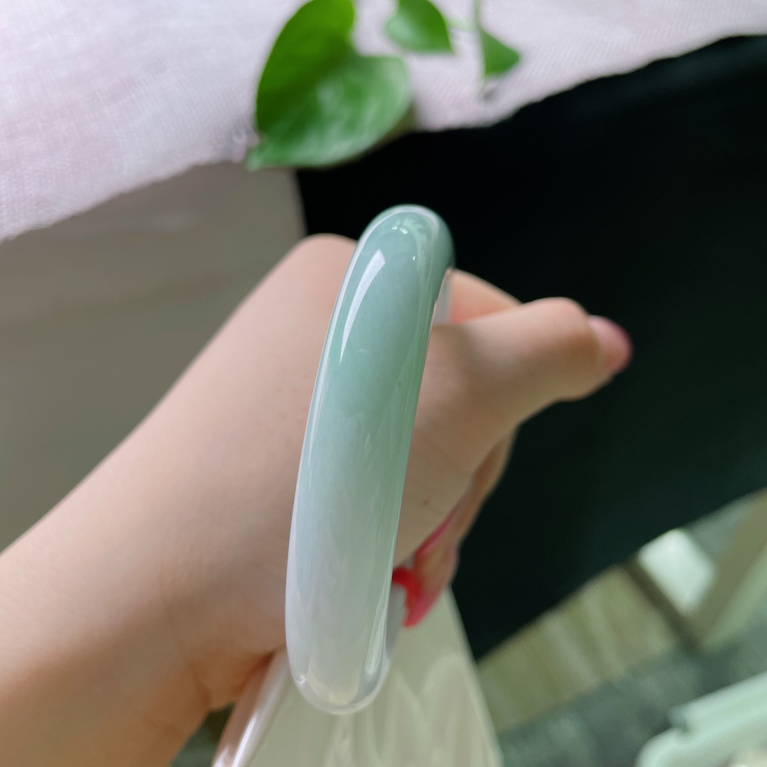 52/11.6/8.5，蓝底正圈，海蓝之谜，耐看，一点皮纹，ss55253a