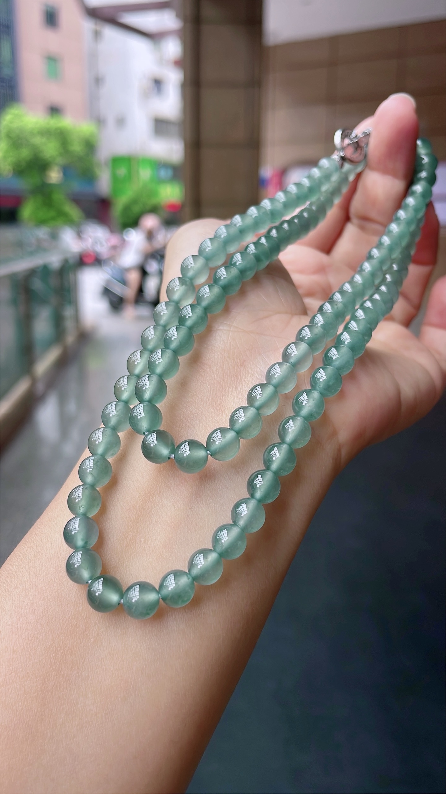 ️ 蓝钢珠链 底色浓郁，颗颗起光 尺寸：6.9，96颗
