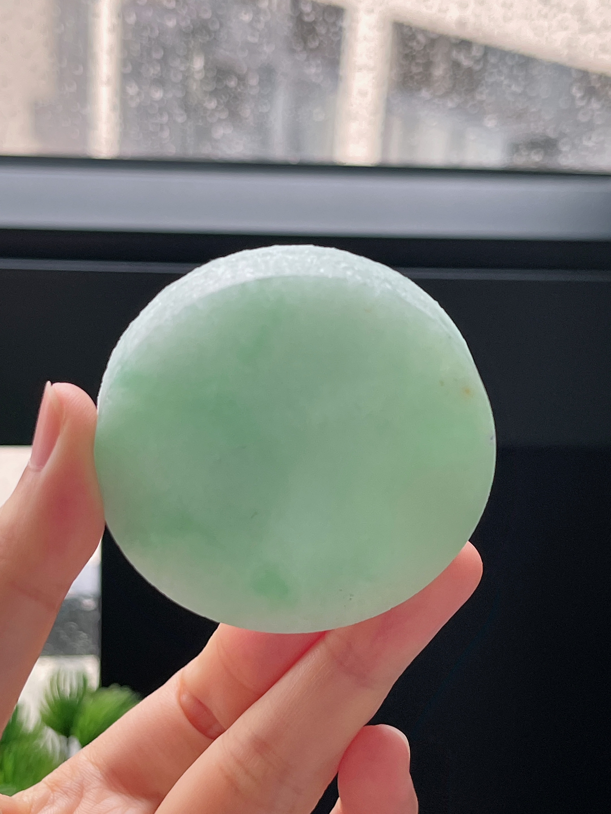 翡翠果绿镯心