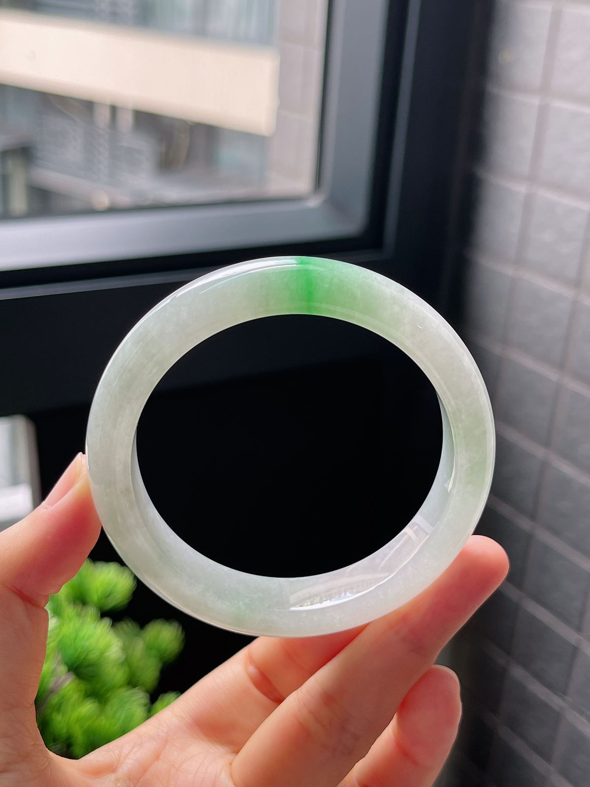 圈口55.4，冰糯飘花翡翠正圈手镯