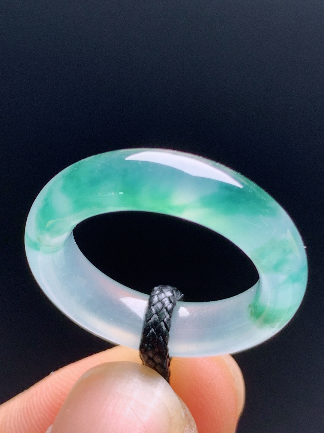 ️ 冰种飘花指环戒圈，翠色灵动冰润起光，清雅耐看 裸石23.6-5.5-4.0 圈口12 010626