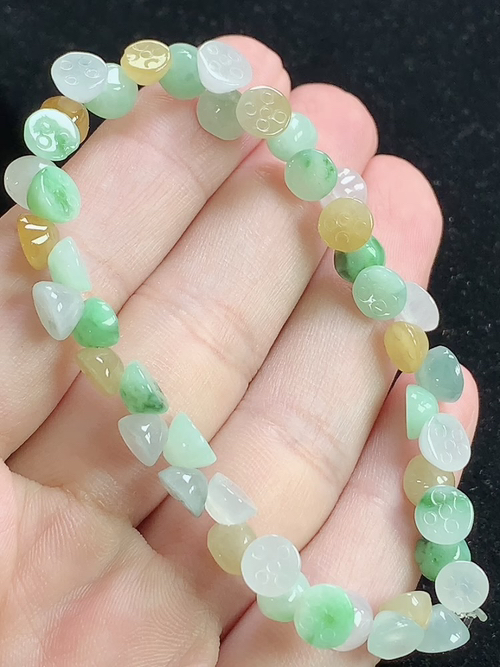 莲蓬玉珠手串，尺寸取一6.1*3.8mm，L29hwa