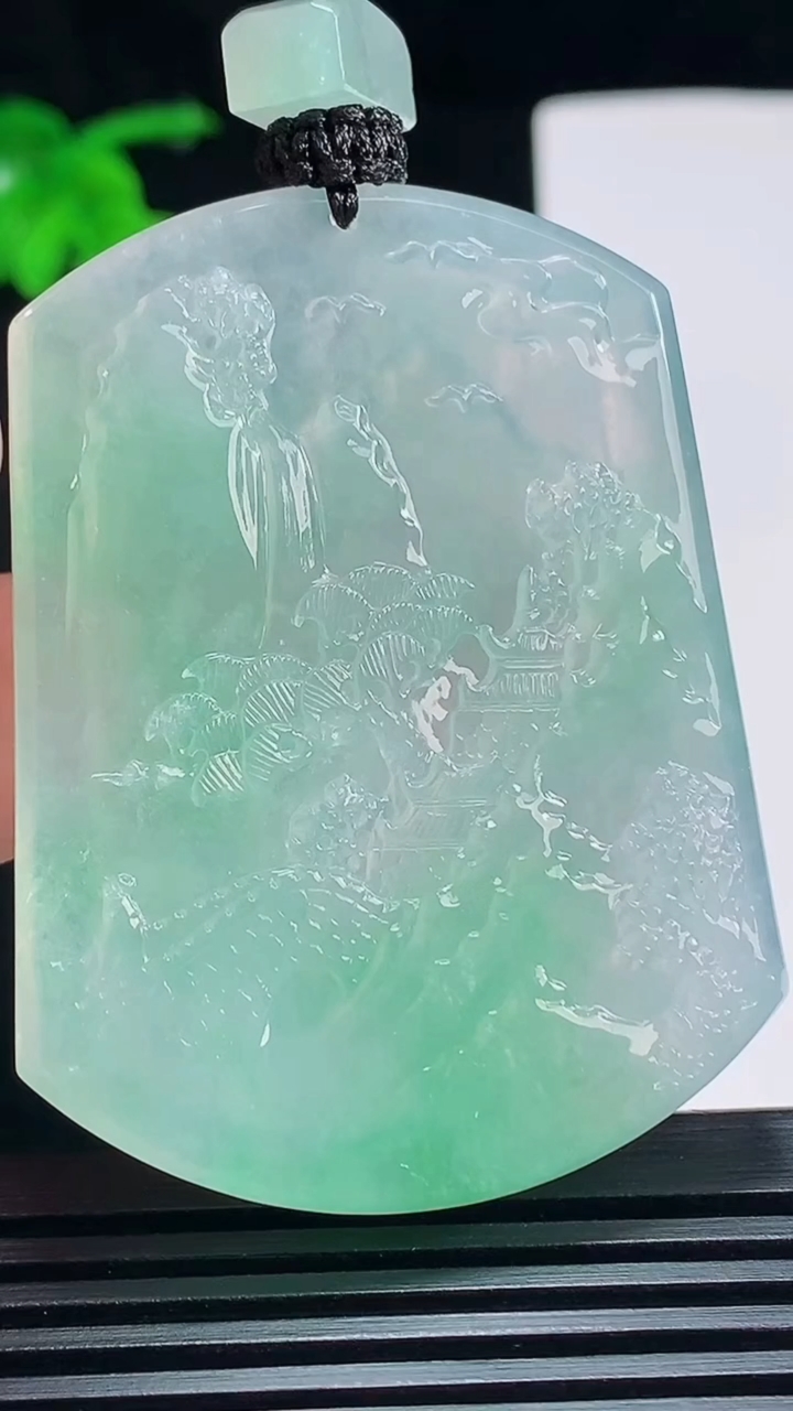 天然A货翡翠山水牌吊坠，尺寸54.5-41-6.5 重量:41.00g
7月6日