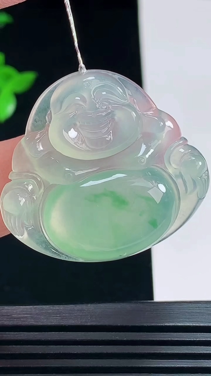 天然A货翡翠佛公吊坠，尺寸32-35.5-5.6 重量:10.70g
7月9日