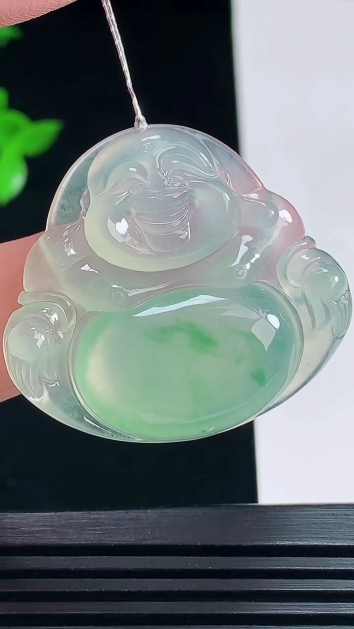 天然A货翡翠佛公吊坠，尺寸32-35.5-5.6 重量:10.70g
7月9日