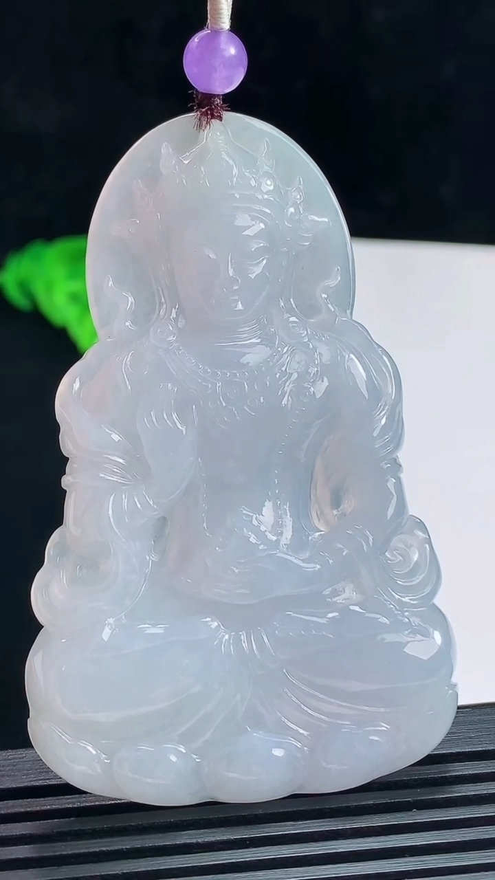 天然A货翡翠紫罗兰度母菩萨吊坠，尺寸69-43-6 重量:34.14g
7月15日