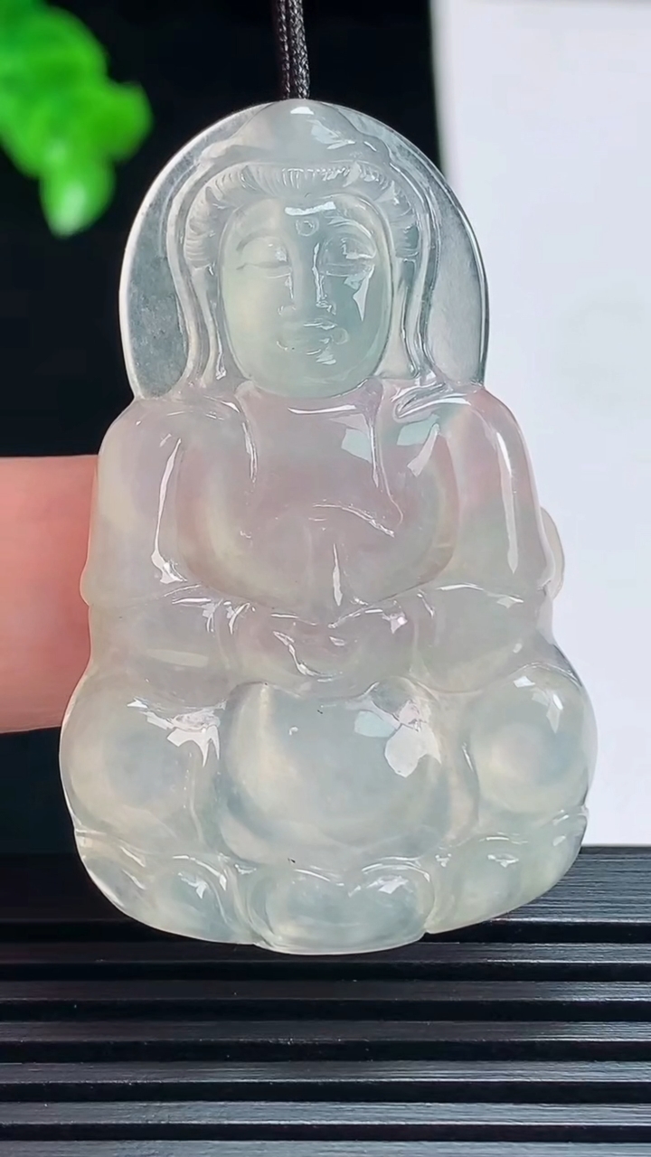 天然A货翡翠正装观音吊坠，尺寸46.2-29-4.5 重量:10.89g
7月15日