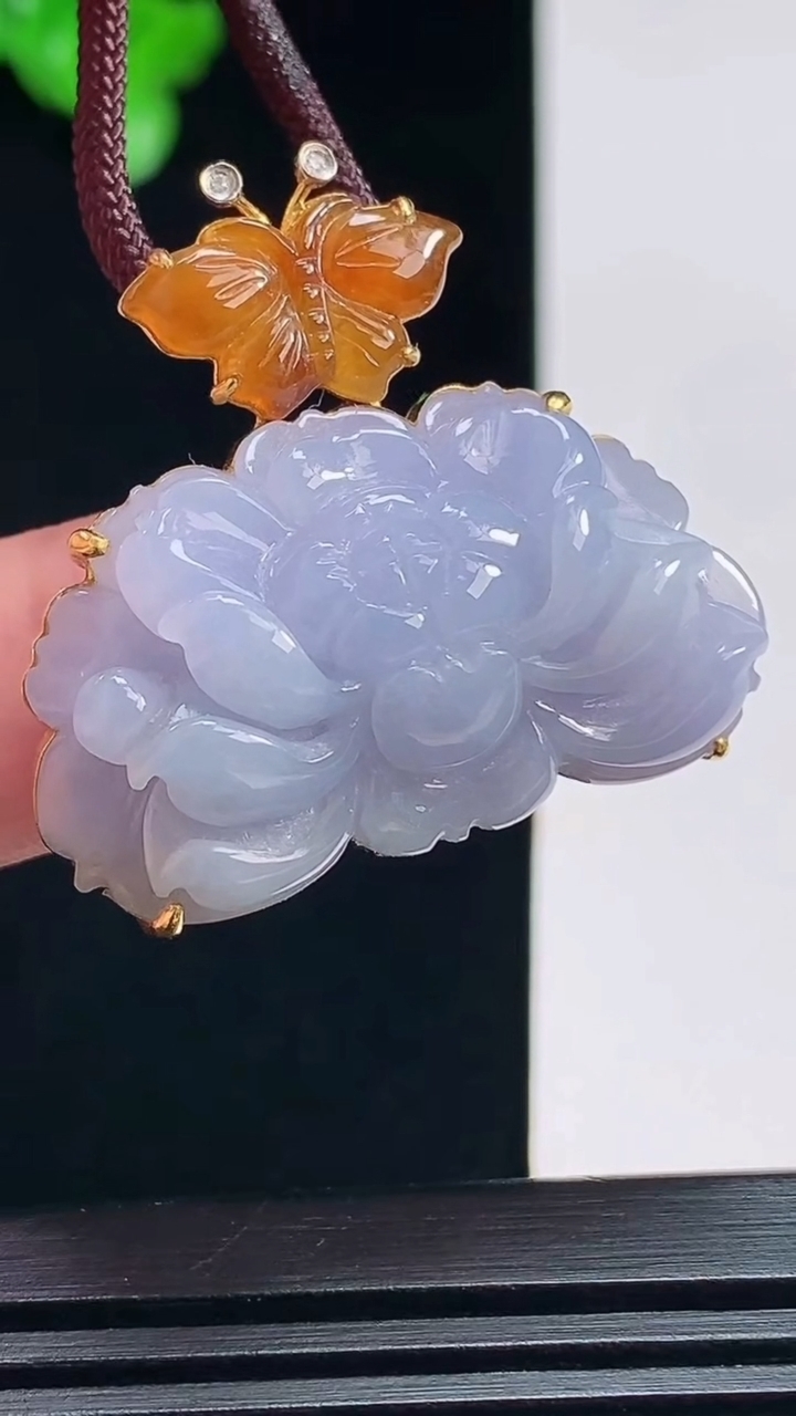 天然A货翡翠18k金紫罗兰莲花吊坠，尺寸30.5-33.5-12.2，裸石19-33.5 重量:12