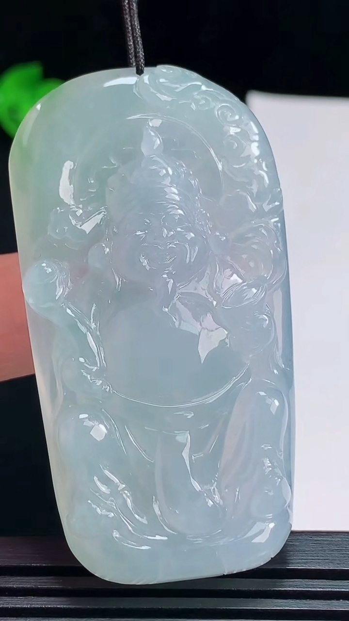 天然A货翡翠财神爷吊坠，尺寸60-32-8 重量:31.24g
7月16日